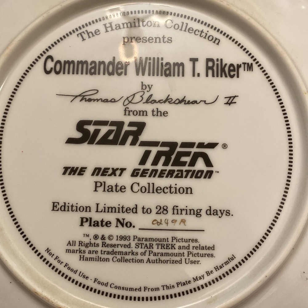Star Trek Next Gen Commander Riker Plate - Picture 2 of 2